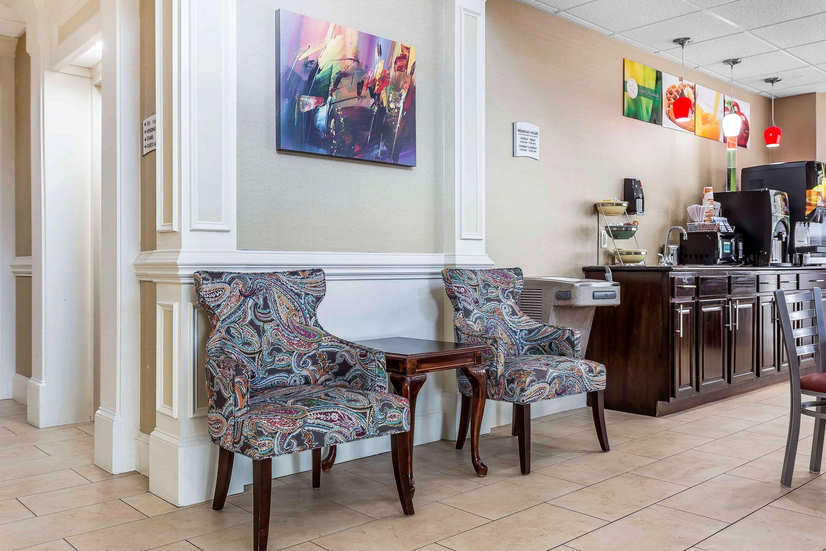 סליסבורי Quality Inn & Suites מראה חיצוני תמונה