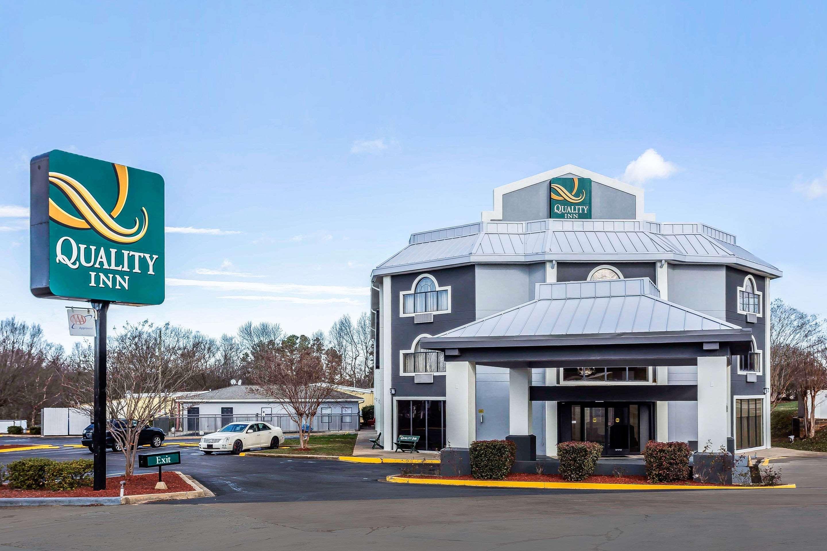 סליסבורי Quality Inn & Suites מראה חיצוני תמונה