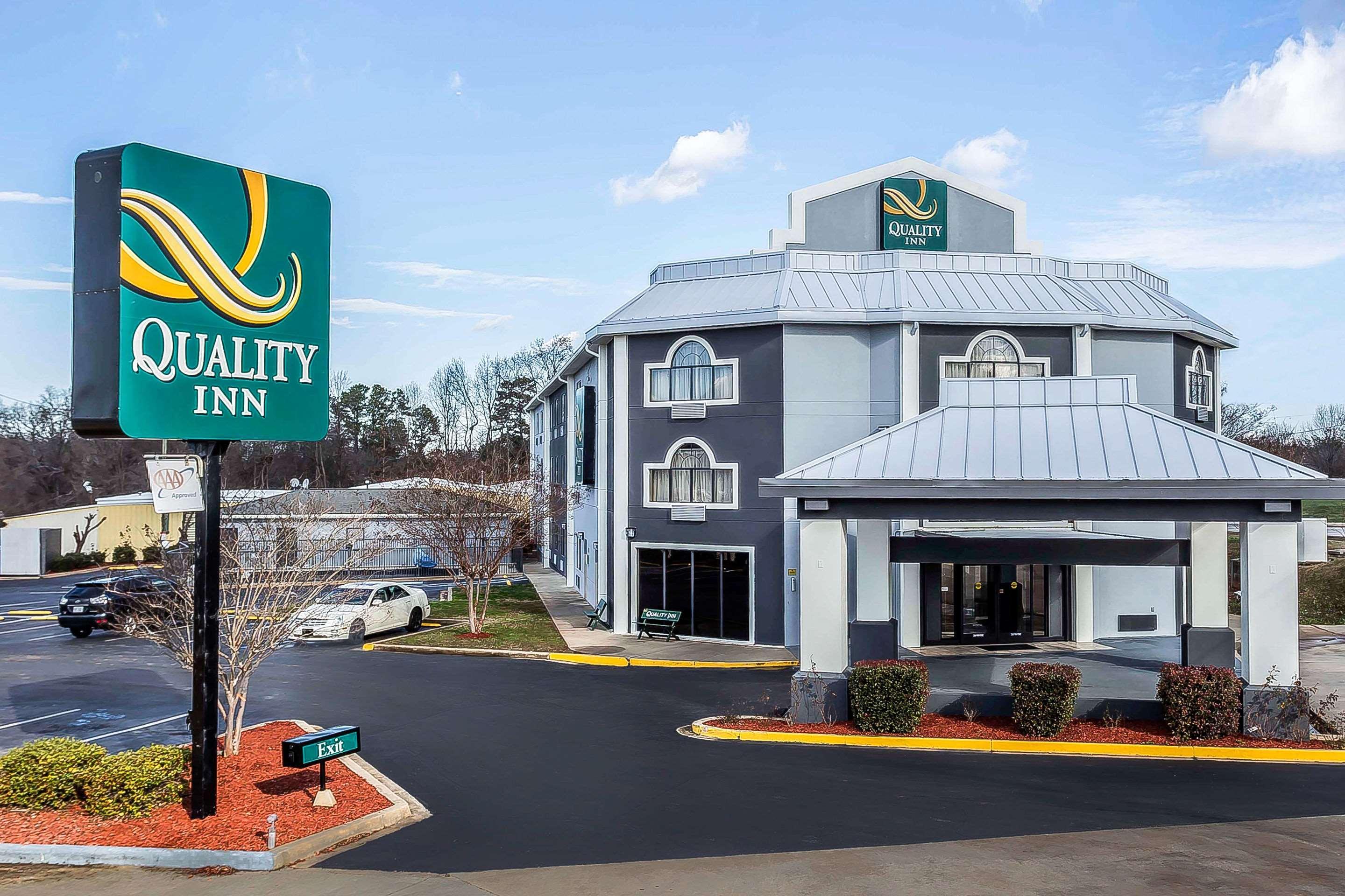 סליסבורי Quality Inn & Suites מראה חיצוני תמונה