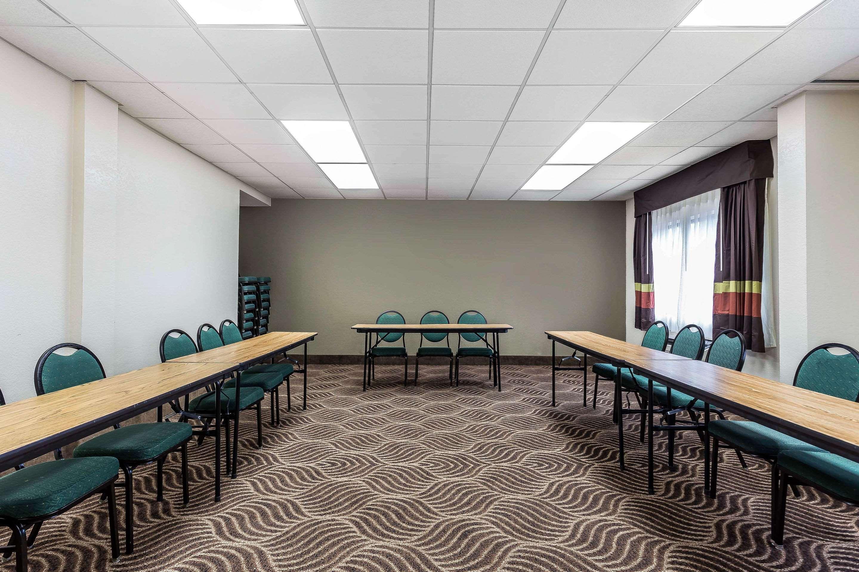 סליסבורי Quality Inn & Suites מראה חיצוני תמונה